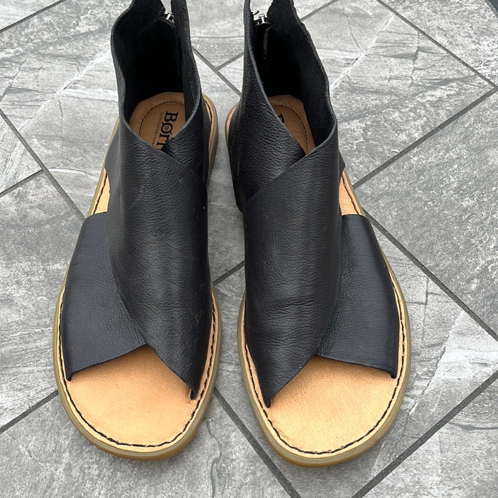 Black sandals